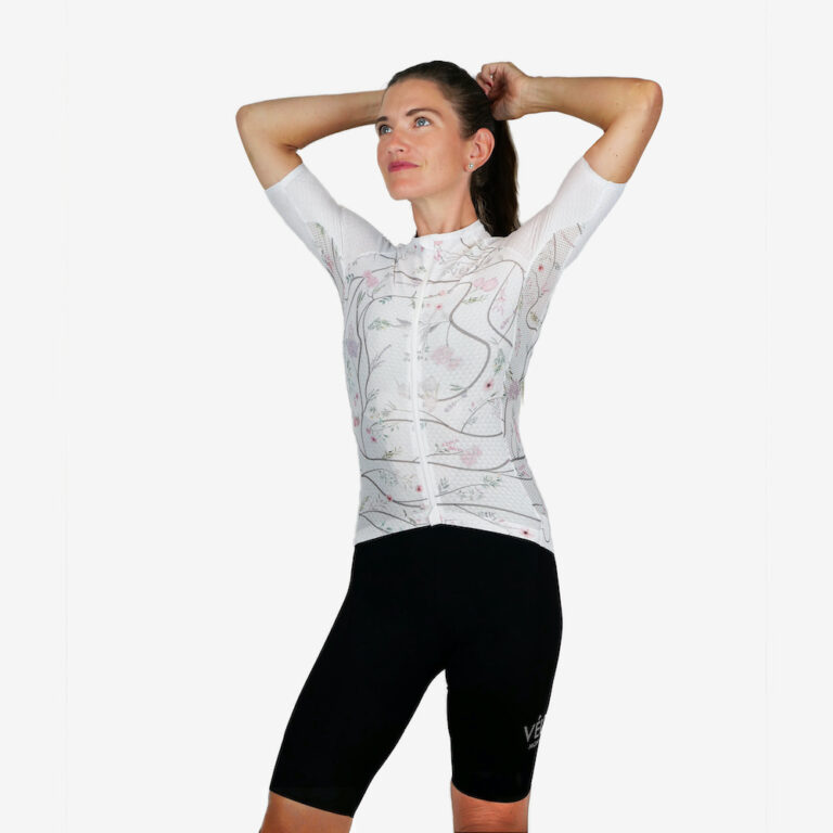 WOMEN’S ULTRALIGHT SUMMER JERSEY | VÉLO