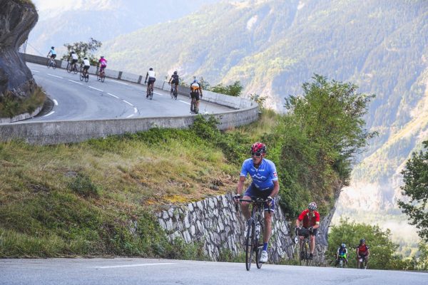Alpe d'Huez | Vélo Monaco - Bespoke cycling